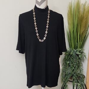 Cyrus Essentials Black Ribbed Top